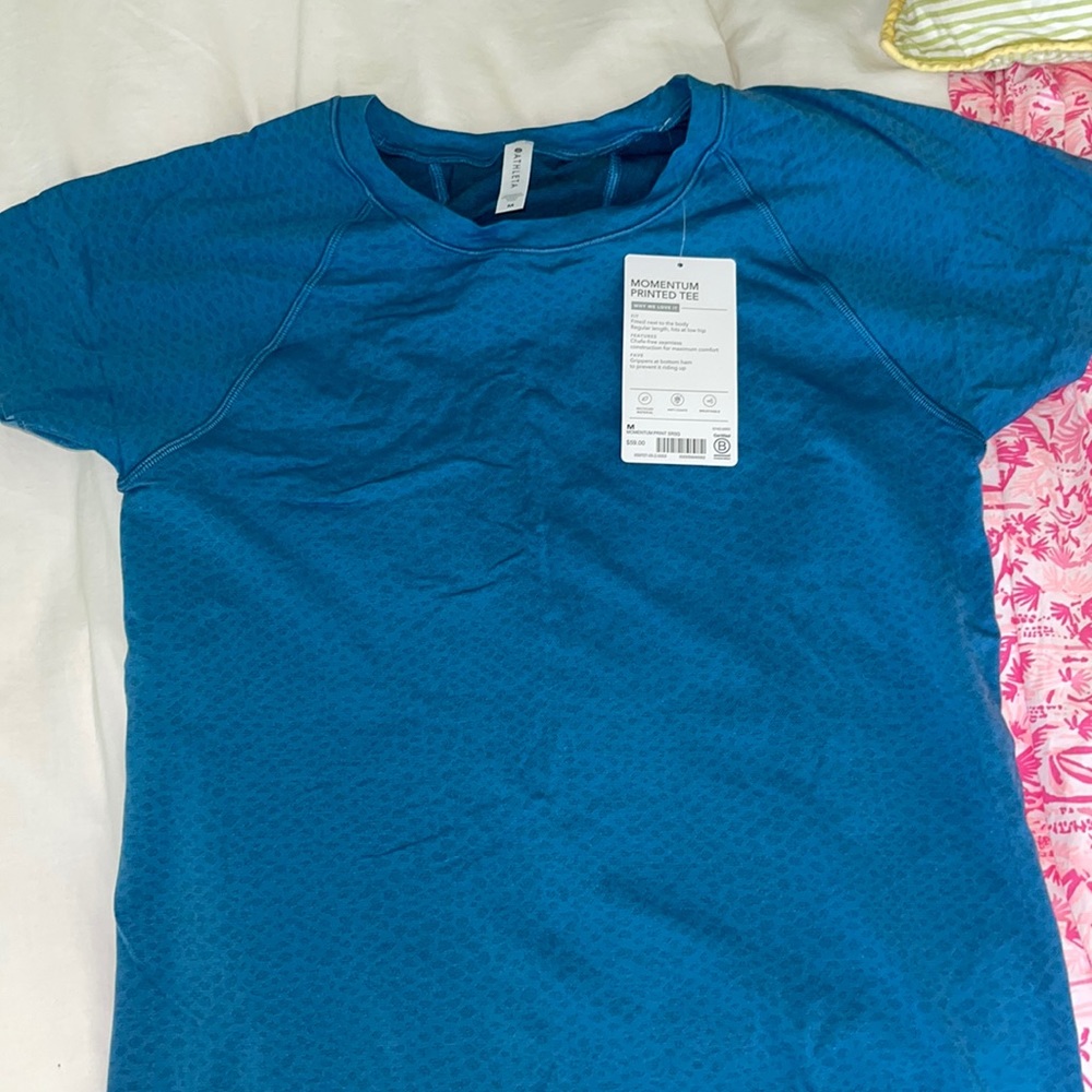 Athleta Momentum Tee